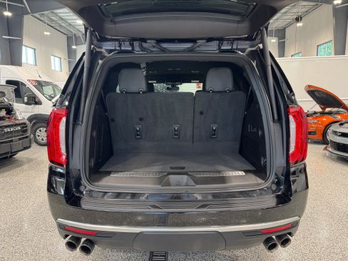 Used 2022 GMC Yukon Denali AWD/4WD image 7