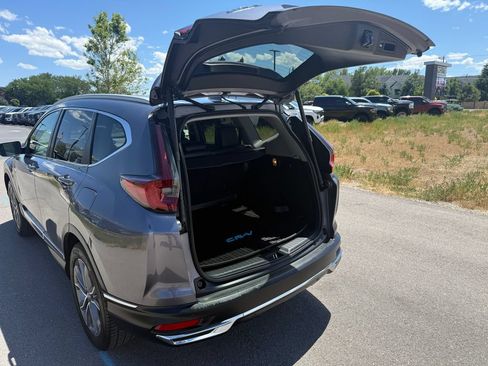 Used 2021 Honda CR-V Touring image 13