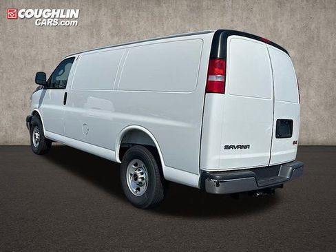 New 2025 GMC Savana 2500 w/ Enhanced Convenience Package image 8
