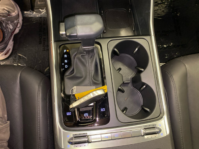 Used 2026 Kia Carnival SX w/ SX Dark Edition Package FWD image 22