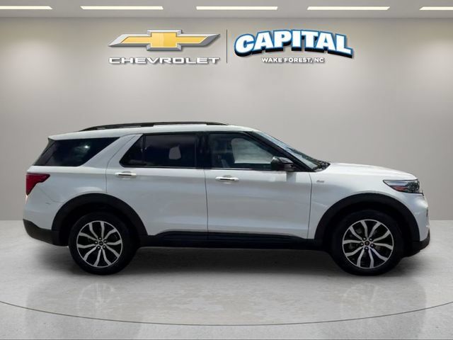 Used 2022 Ford Explorer ST-Line w/ Class IV Trailer Tow Package RWD image 7