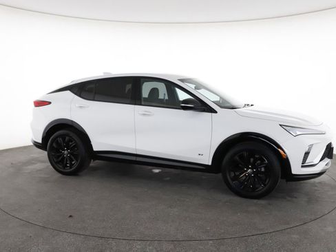 Used 2025 Buick Envista Sport Touring image 15