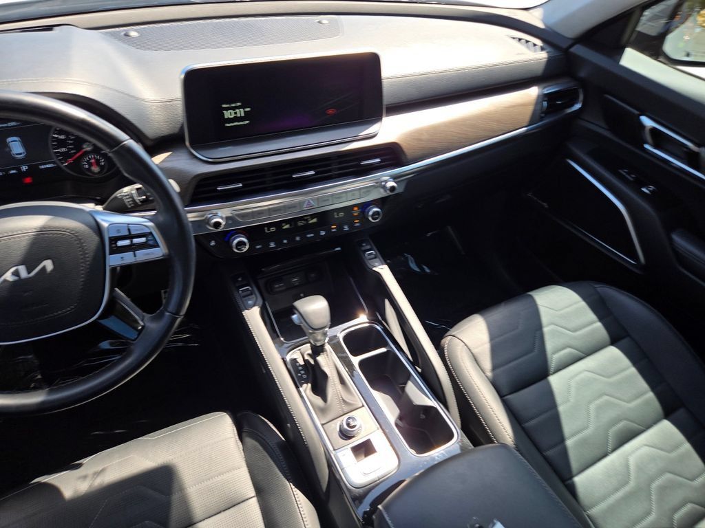 Certified 2022 Kia Telluride SX w/ SX Prestige Package AWD/4WD image 52