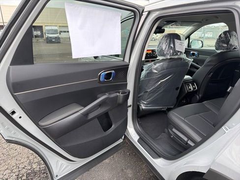 New 2026 Kia Sorento S AWD/4WD image 10