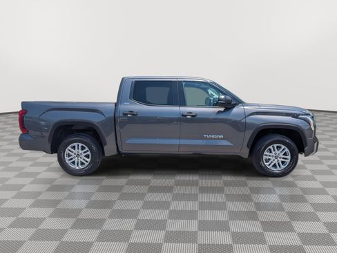 Used 2023 Toyota Tundra SR5 w/ SR5 Convenience Package AWD/4WD image 6