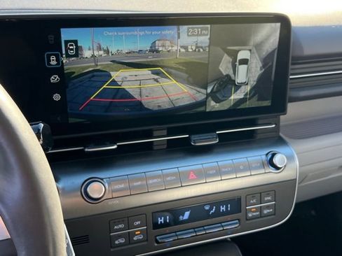 Certified 2025 Hyundai Kona Limited image 21