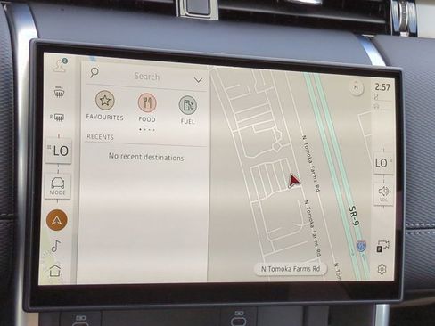 Used 2025 Land Rover Discovery Sport Dynamic SE image 22