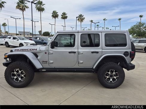 Used 2021 Jeep Wrangler Unlimited Rubicon AWD/4WD image 3