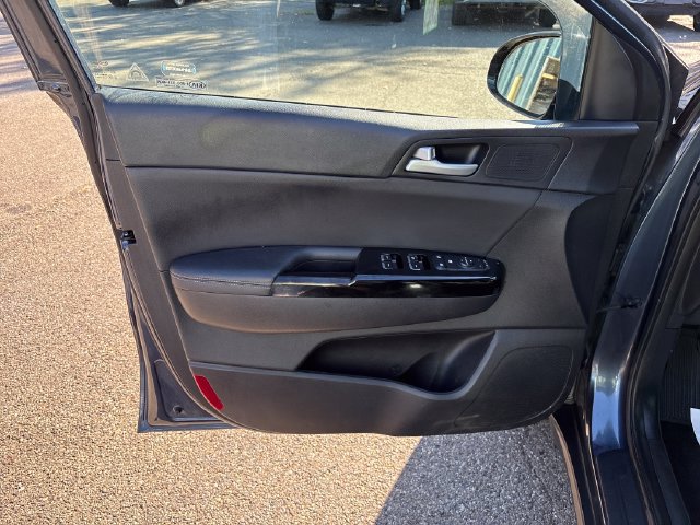 Used 2019 Kia Sportage EX AWD/4WD image 7