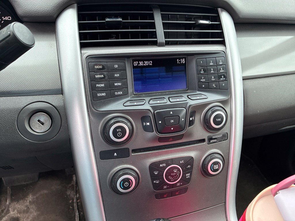 Used 2013 Ford Edge SEL AWD/4WD image 16