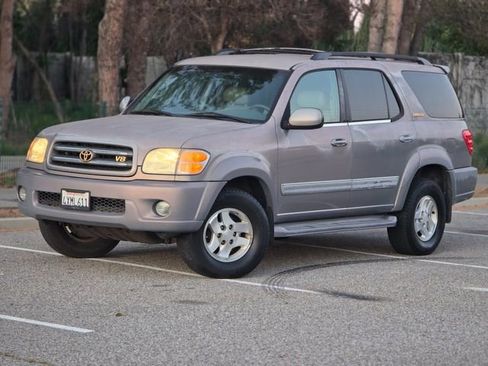 Used 2002 Toyota Sequoia Limited image 13