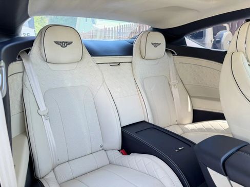 Used 2020 Bentley Continental GT AWD/4WD image 28