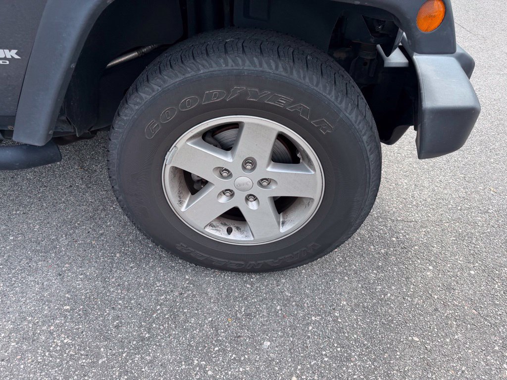 Used 2018 Jeep Wrangler Unlimited Sport S AWD/4WD image 4