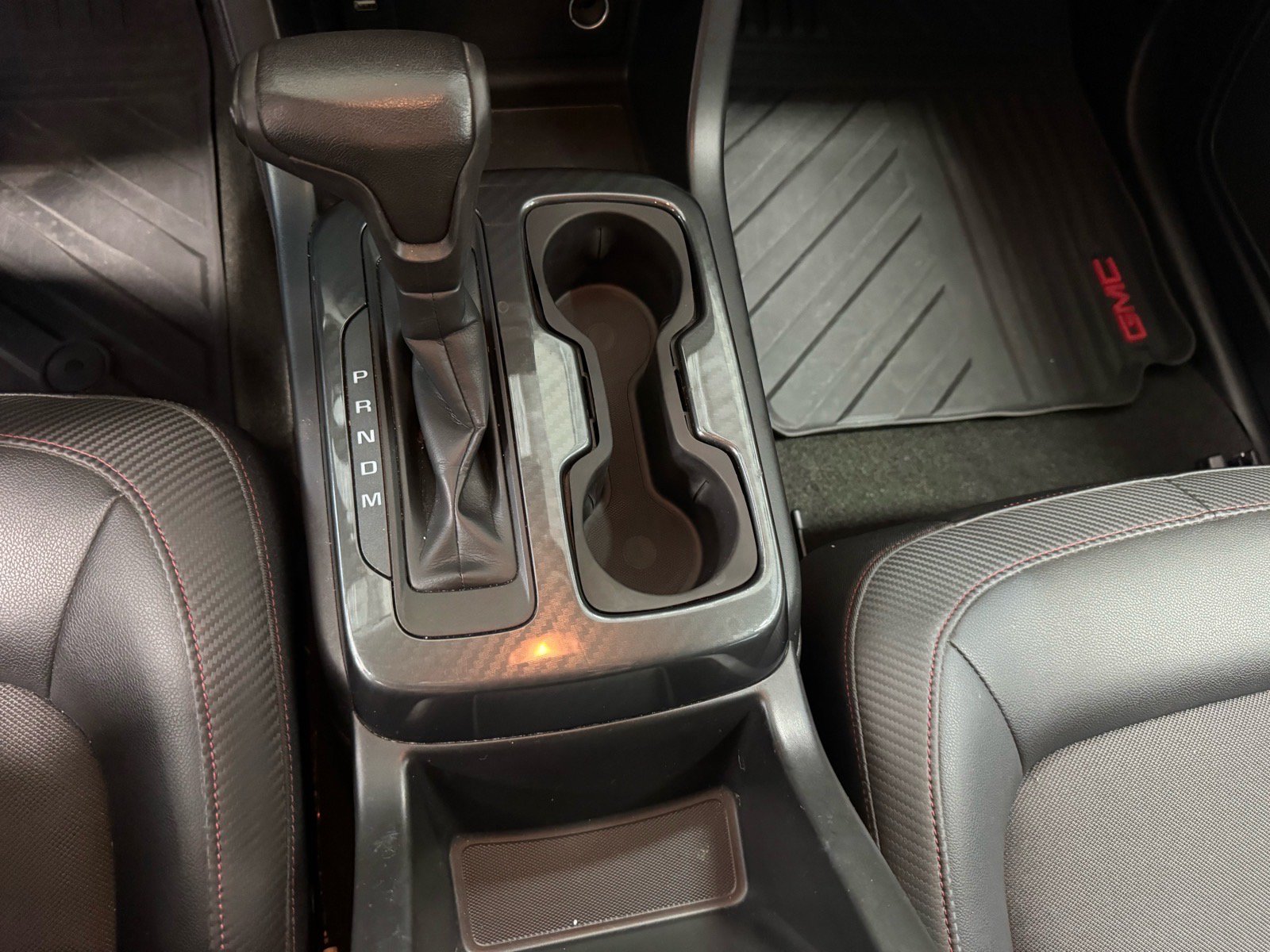 Used 2015 GMC Canyon SLE w/ All-Terrain Package AWD/4WD image 19