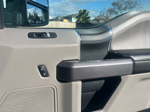 Used 2021 Ford F250 XLT image 10