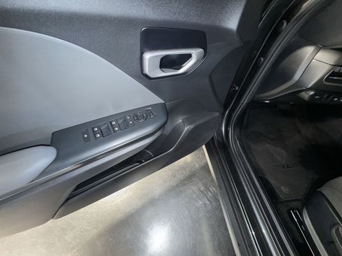 Certified 2025 Kia K4 LXS image 19