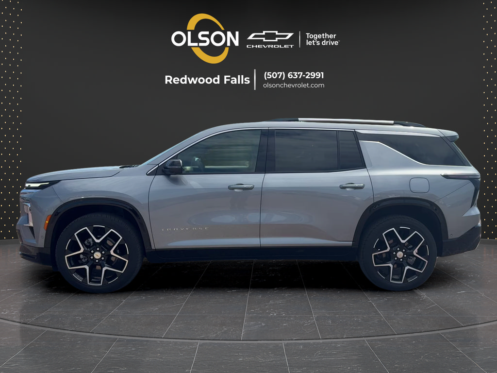 Used 2026 Chevrolet Traverse High Country w/ LPO, Floor Liner Package AWD/4WD image 2