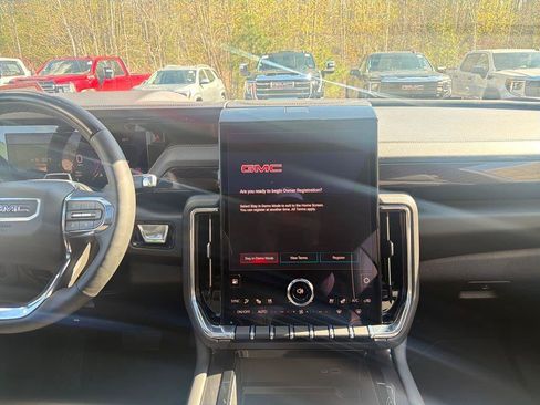 New 2026 GMC Yukon XL Elevation w/ Elevation Premium Package AWD/4WD image 19