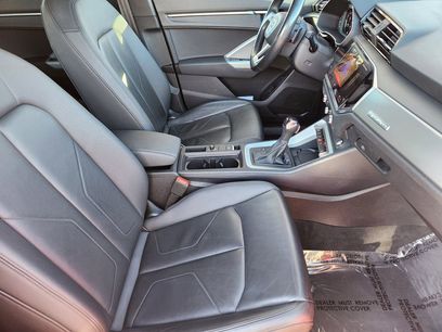 Used 2024 Audi Q3 2.0T Premium