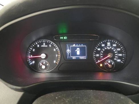 Used 2017 Kia Sorento FWD image 16