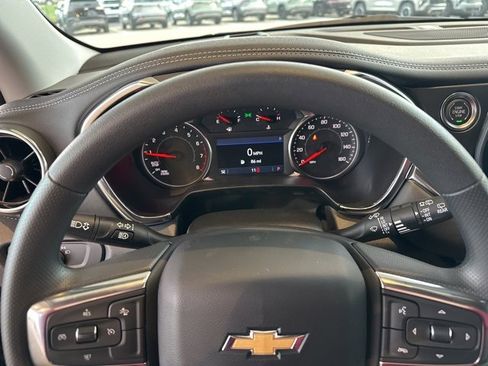 New 2025 Chevrolet Blazer LT w/ Convenience Package image 16