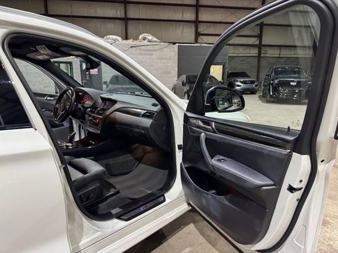 Used 2017 BMW X3 xDrive28i image 25