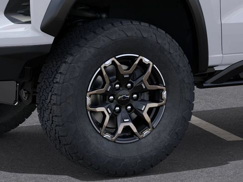 New 2026 Chevrolet Colorado ZR2 AWD/4WD image 9