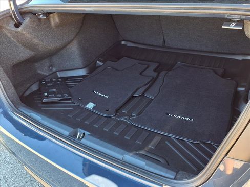 Used 2024 Subaru Legacy Touring XT image 31