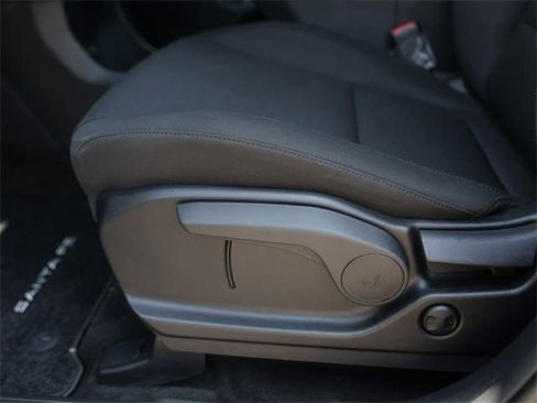 Certified 2025 Hyundai Santa Fe SE w/ Tow & Go Package image 10