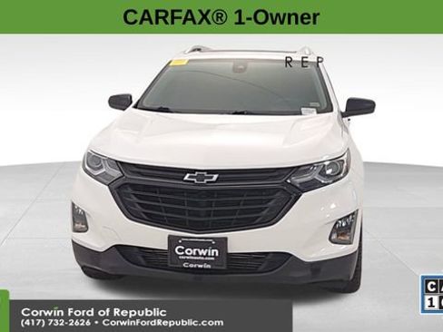 Used 2021 Chevrolet Equinox LT image 2