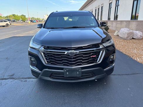 Used 2024 Chevrolet Traverse RS FWD image 9