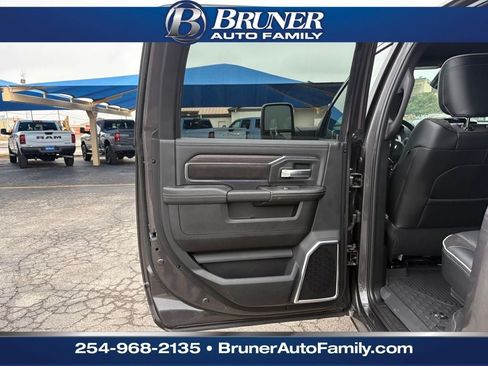 New 2026 RAM 3500 Laramie AWD/4WD image 11