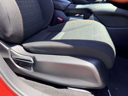 Used 2025 Honda HR-V Sport image 9