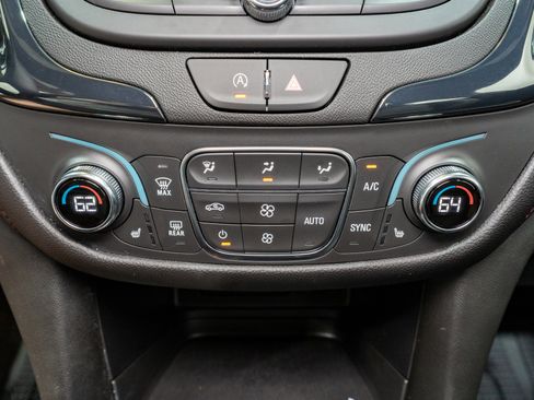 Used 2024 Chevrolet Equinox RS w/ RS Leather Package image 21