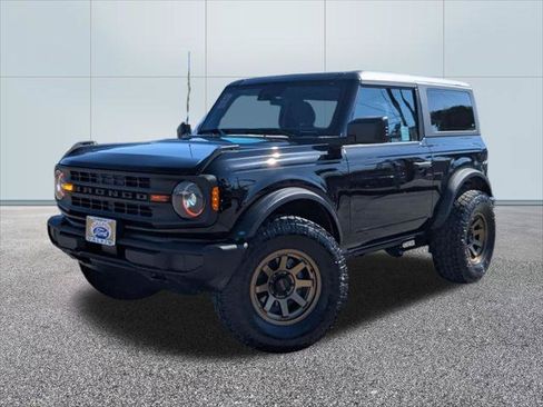 Used 2022 Ford Bronco 2-Door AWD/4WD image 1