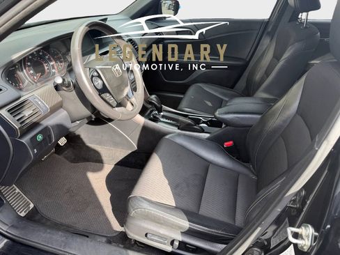 Used 2017 Honda Accord Sport image 11