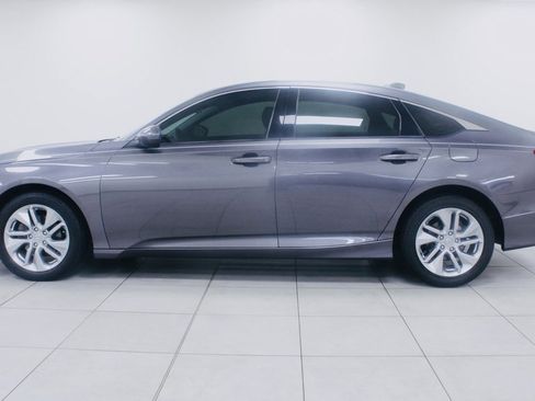 Used 2019 Honda Accord LX image 2