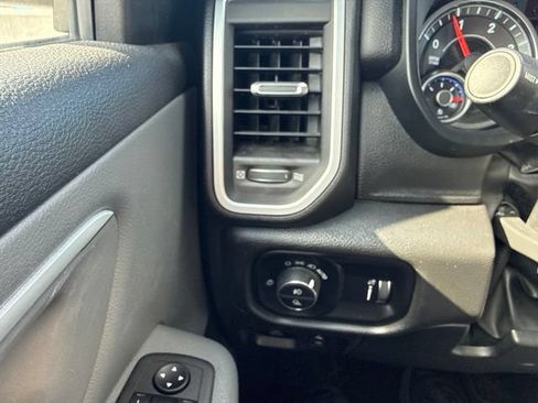 Used 2022 RAM 1500 Big Horn RWD image 7