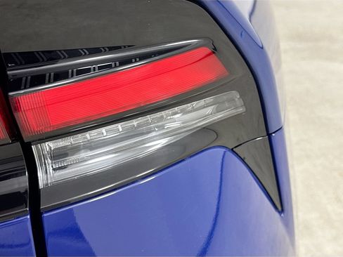 Used 2025 Toyota Prius LE FWD image 30