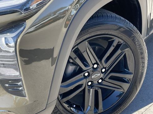 Used 2024 Chevrolet Trax ACTIV w/ Driver Confidence Package image 9