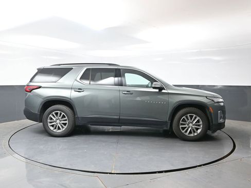 Used 2023 Chevrolet Traverse LT AWD/4WD image 4