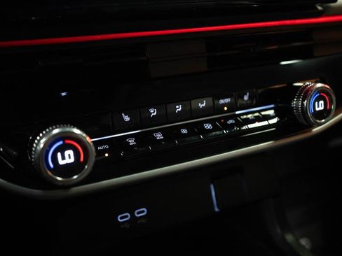 Used 2024 Honda Prologue Touring image 21