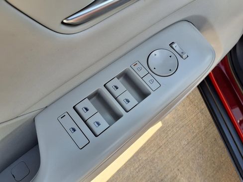 Used 2024 Hyundai Kona Limited image 23