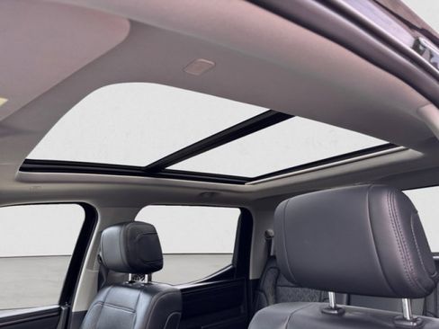 Used 2024 Toyota Tundra Limited image 12