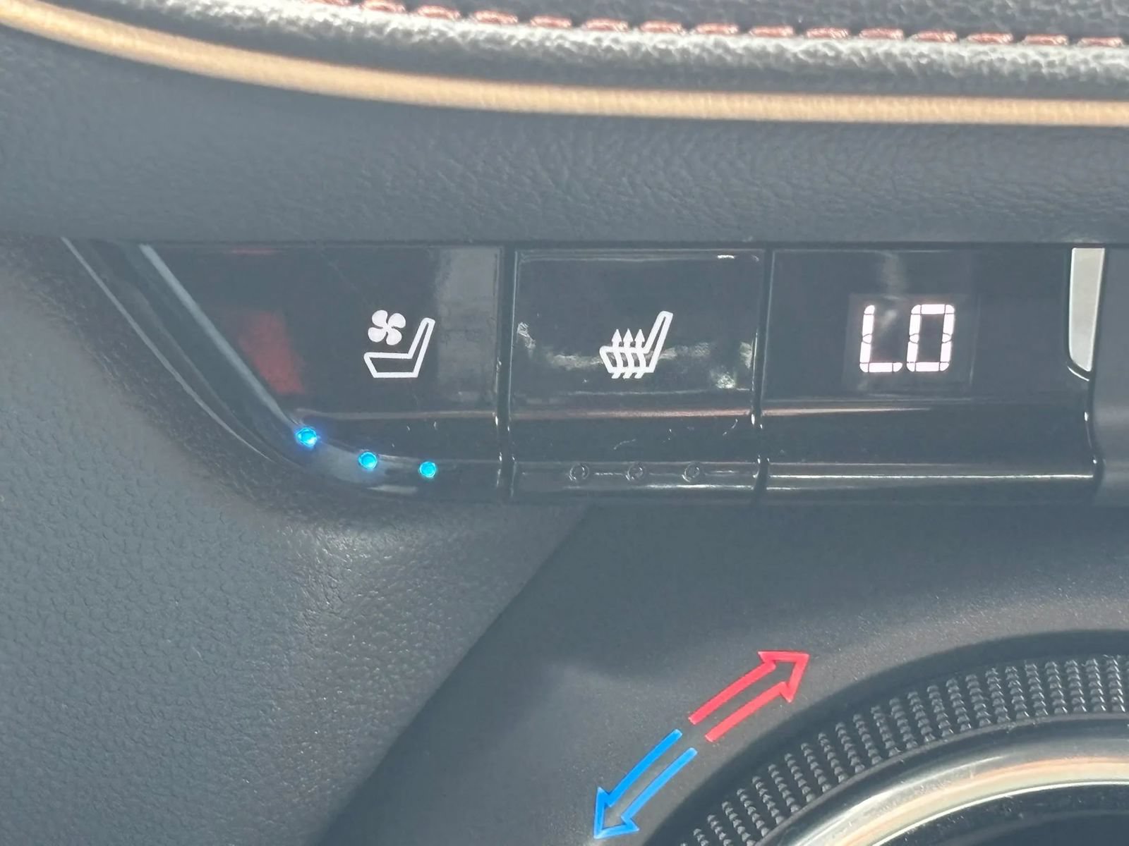 Used 2019 Chevrolet Blazer Premier w/ Driver Confidence II Package AWD/4WD image 58
