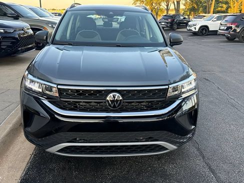 Used 2024 Volkswagen Taos S AWD/4WD image 9