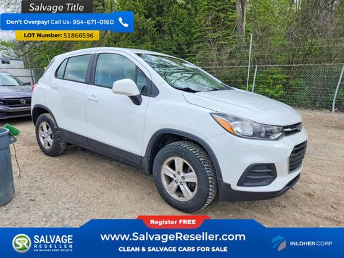 Used 2017 Chevrolet Trax LS AWD/4WD image 5