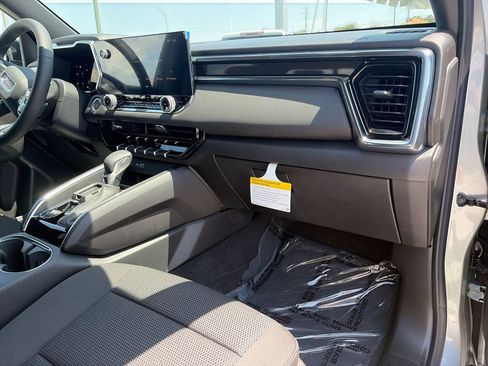 New 2026 GMC Canyon Elevation w/ Technology Package RWD image 30