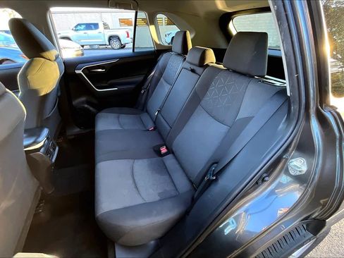 Certified 2020 Toyota RAV4 XLE image 19