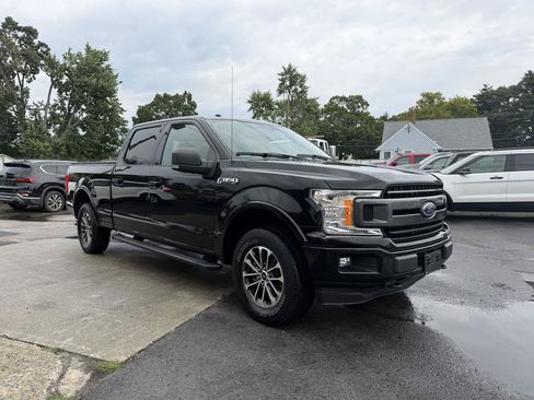Used 2018 Ford F150 XLT w/ Equipment Group 302A Luxury AWD/4WD image 3